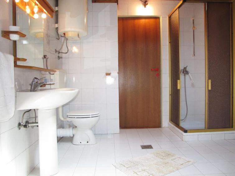House Divna Villa Valbandon ภายนอก รูปภาพ